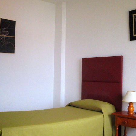 בנאחראפה Hostal Esperanza מראה חיצוני תמונה