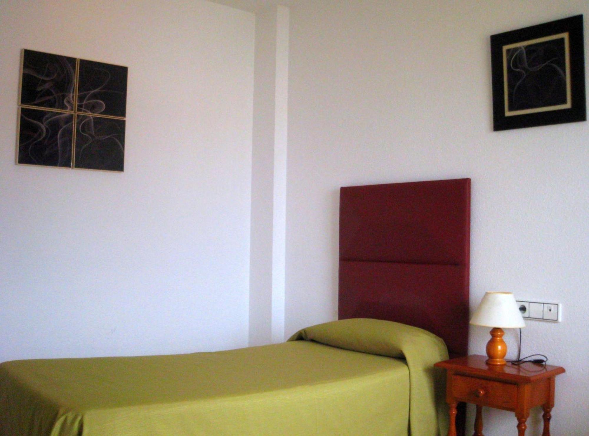 בנאחראפה Hostal Esperanza מראה חיצוני תמונה