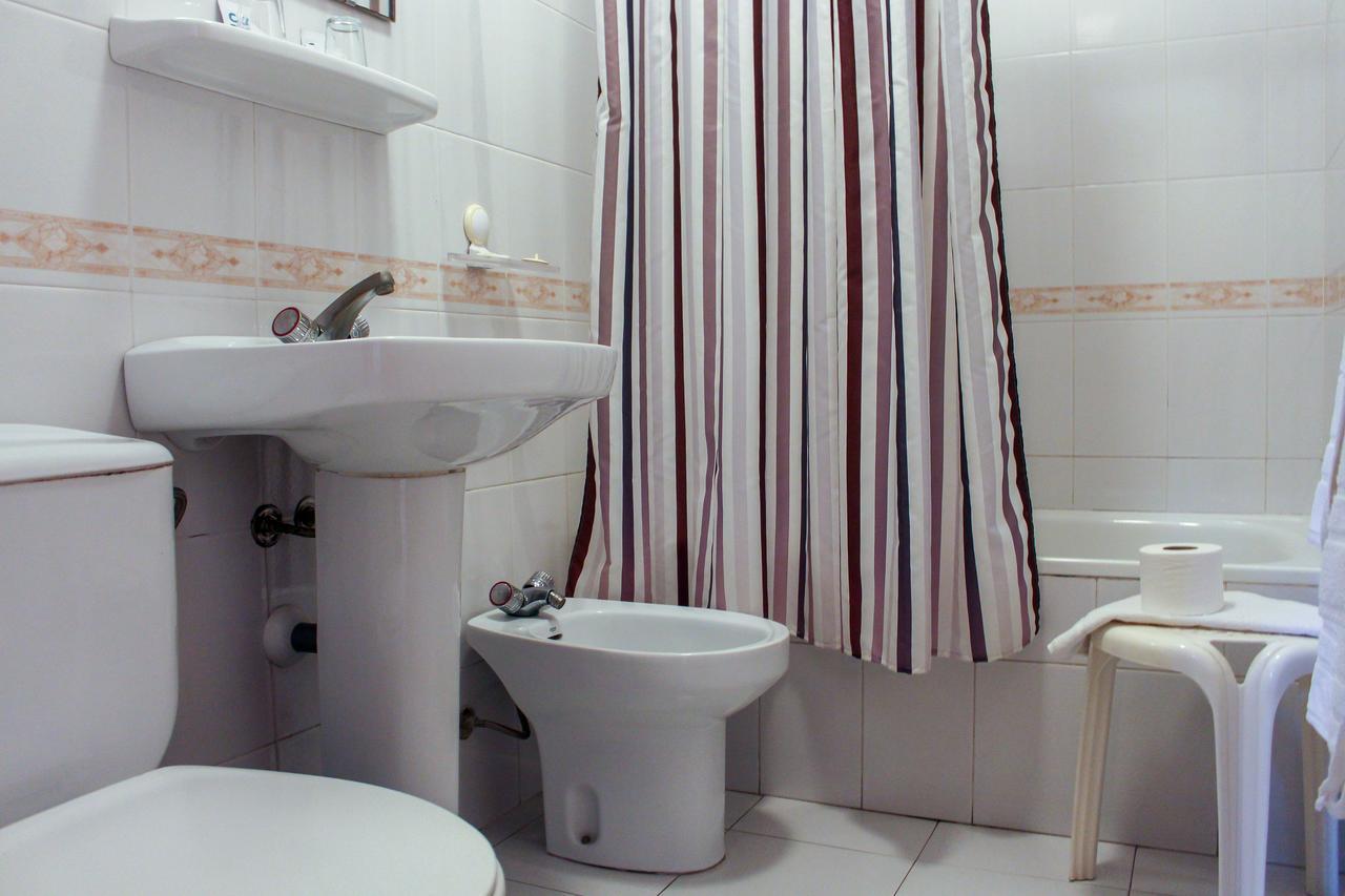 בנאחראפה Hostal Esperanza מראה חיצוני תמונה