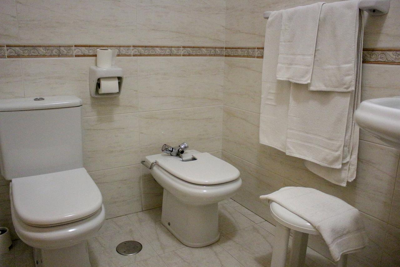 בנאחראפה Hostal Esperanza מראה חיצוני תמונה