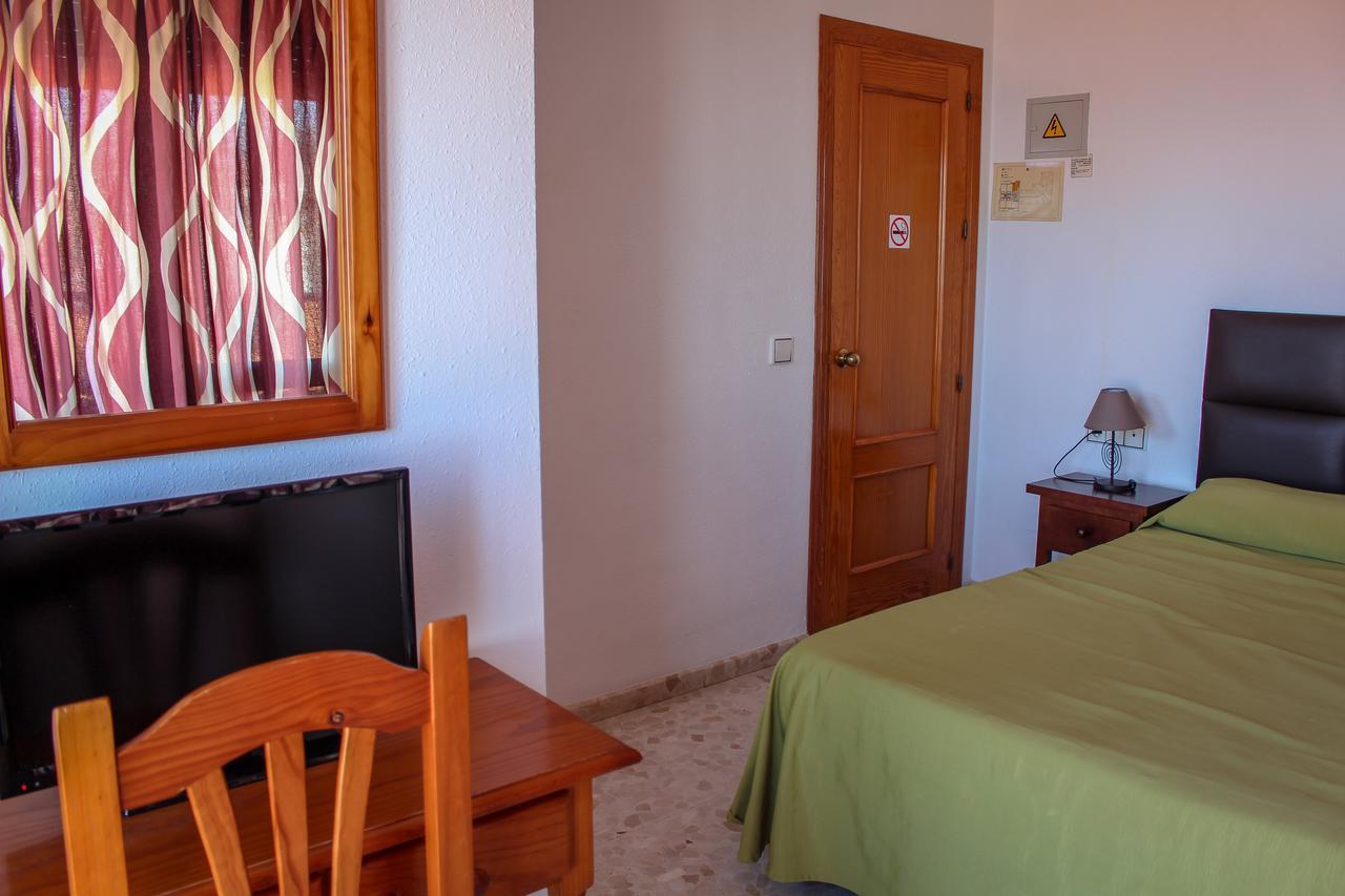 בנאחראפה Hostal Esperanza מראה חיצוני תמונה