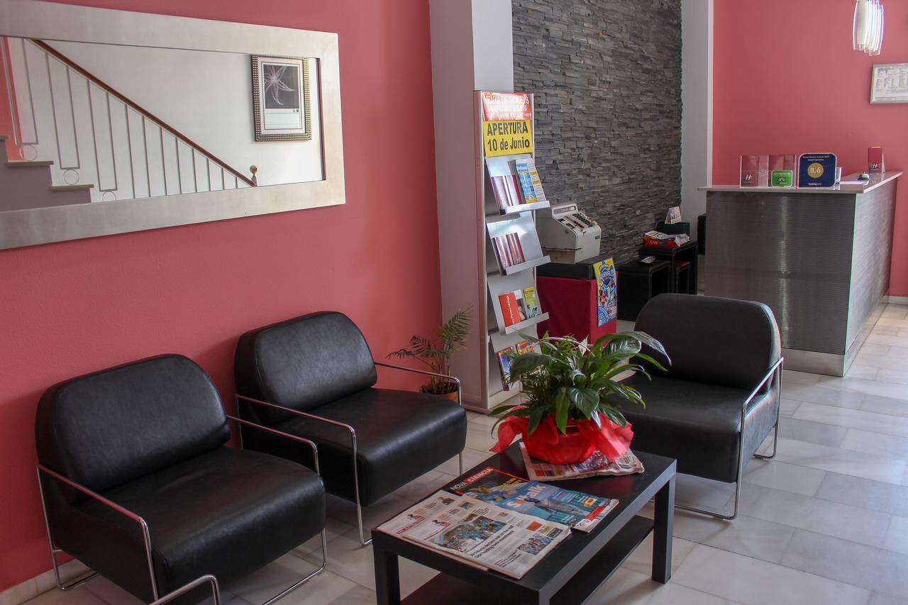 בנאחראפה Hostal Esperanza מראה חיצוני תמונה