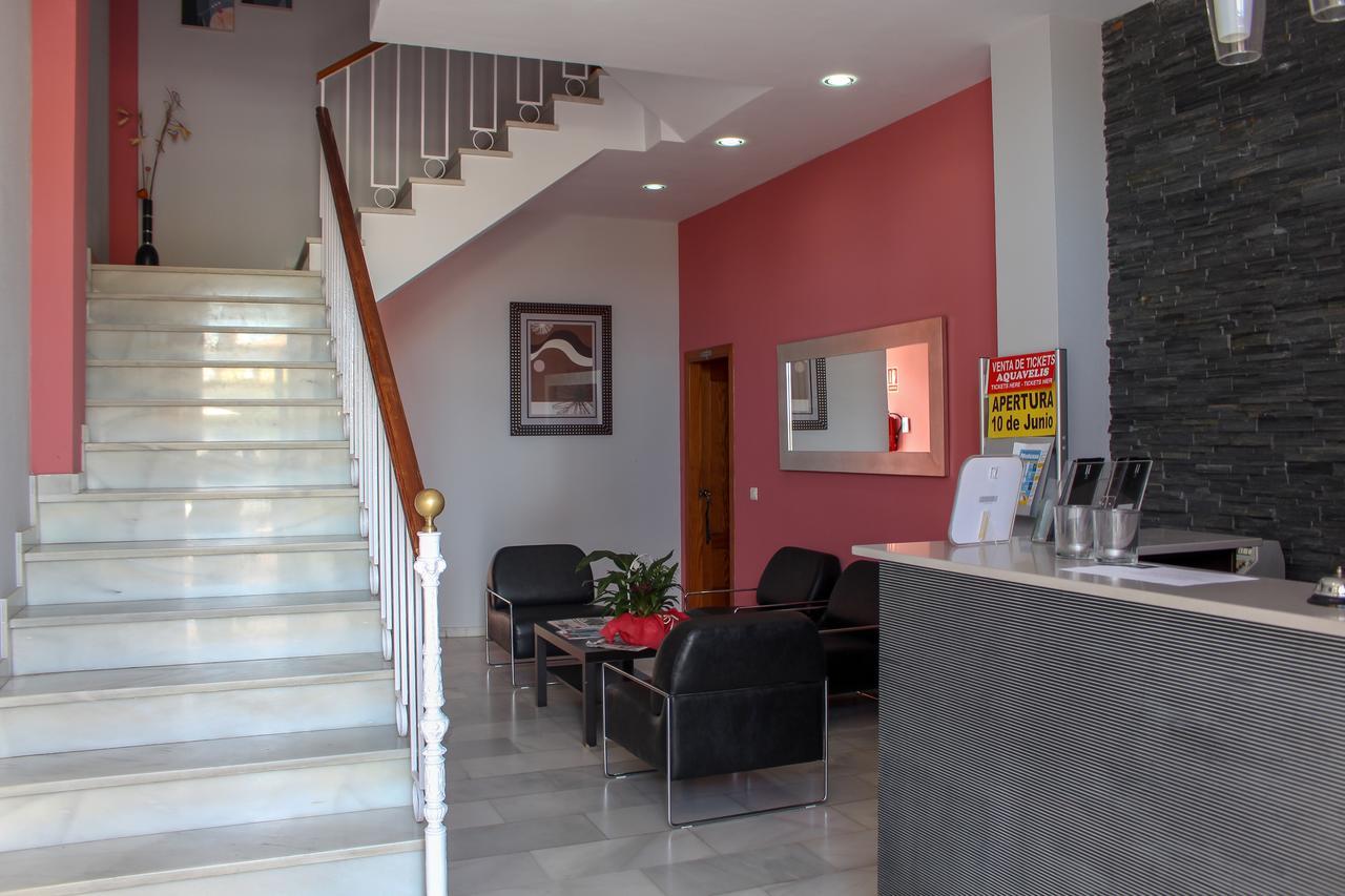 בנאחראפה Hostal Esperanza מראה חיצוני תמונה