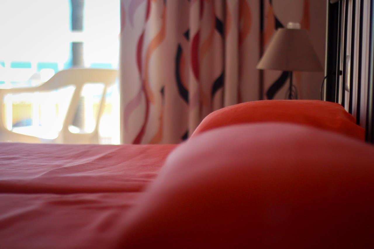 בנאחראפה Hostal Esperanza מראה חיצוני תמונה