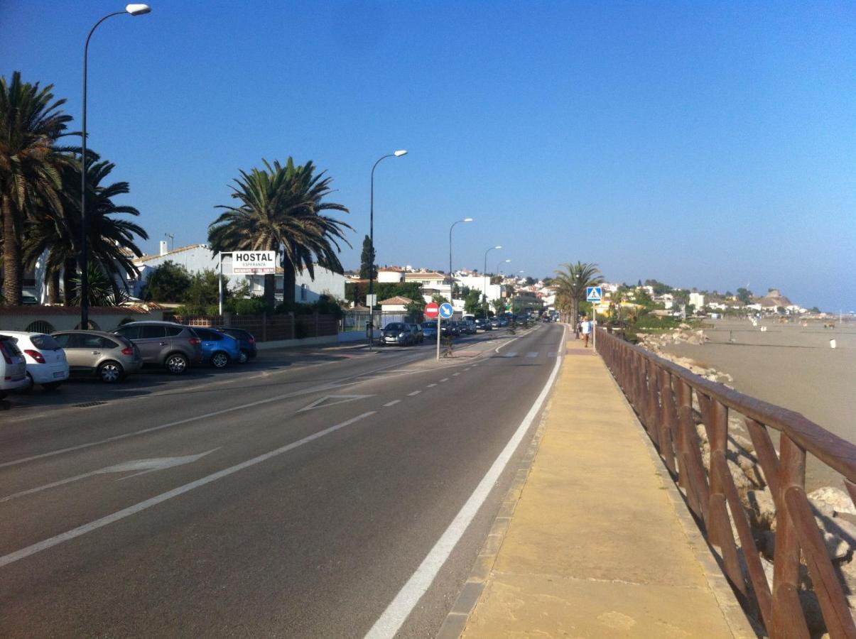 בנאחראפה Hostal Esperanza מראה חיצוני תמונה