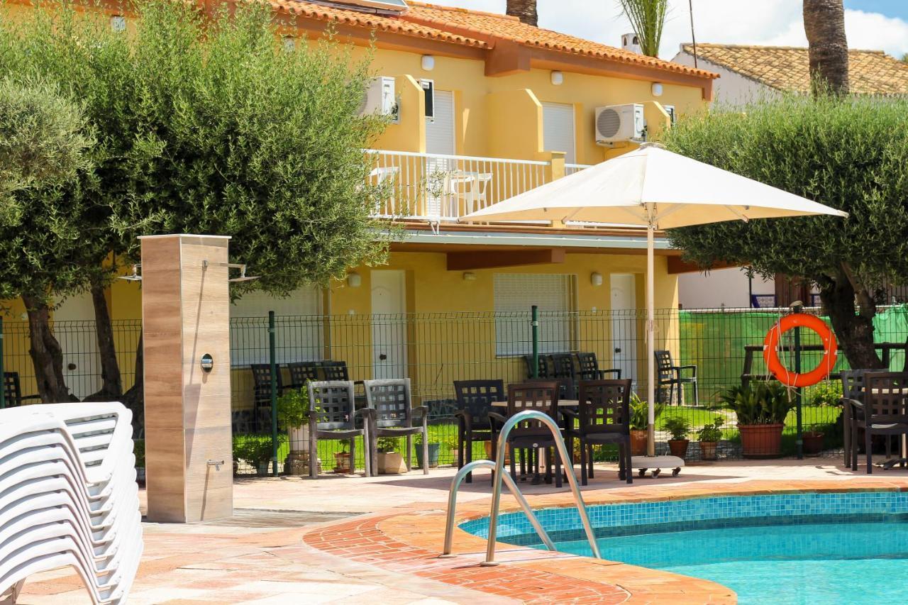 בנאחראפה Hostal Esperanza מראה חיצוני תמונה